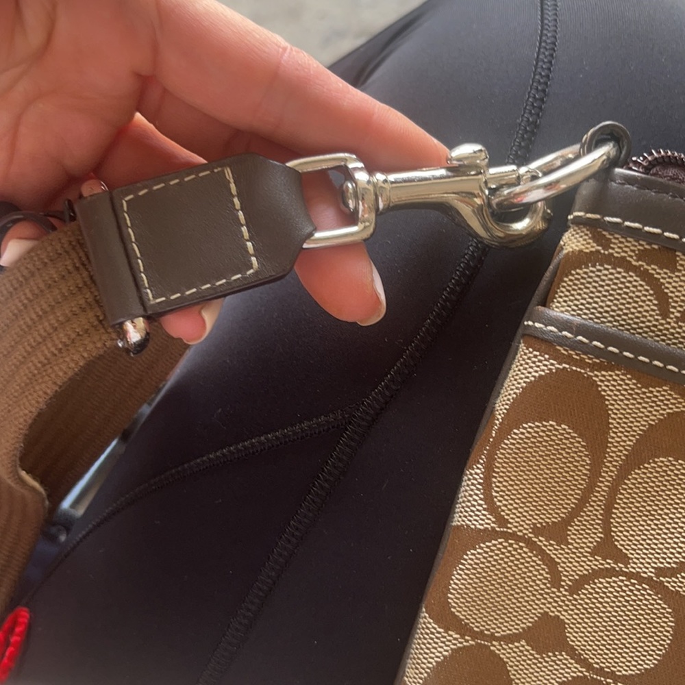 Coach crossbody - Picture 7 of 8